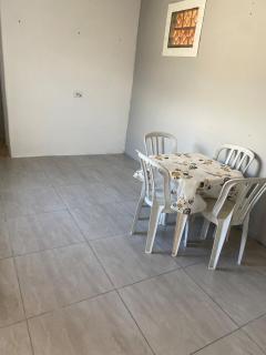 Casa em Coroados - 800 metros da praia - 7