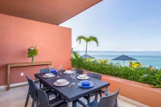 Luxury 2 bed 2 bath Beach Front Condo - Bucerias - 8