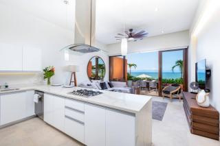 Luxury 2 bed 2 bath Beach Front Condo - Bucerias - 2