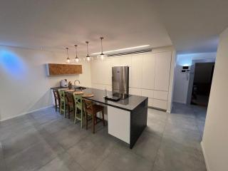 Spacious Beachfront Apartment - 3