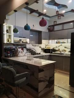 Luxury 3 Bedrooms Plus D D & L Groud Floor Portion in Gulistan e Jauhar Karachi - 5