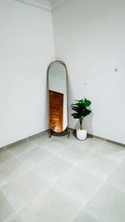 Modern, Comfortable, Quiet Apartment and Ideal Location - 0