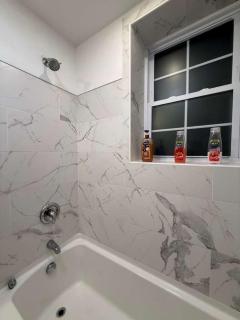 Cornhill Cozy Apt Free Parking, Kitchen, WD - 4