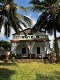 Green Protection Beach House Ghana - 9