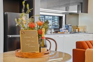 Stay On Fish Lane - 3