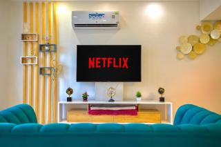 Clouds View Executive Serviced Apartments Fronting Centaurus Mall Islamabad - 1