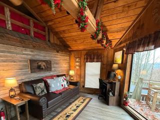 Authentic, Rustic, Cute & Cozy! - 9