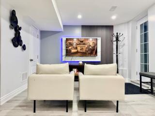Modern Cozy Basement Suite Free Parking - 0