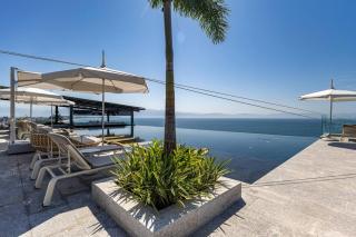 New Lux 4 bed - Your Dream Beachfront Getaway - 4