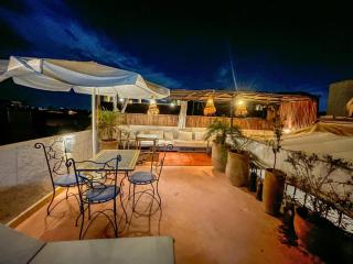 Riad Dar Malwan Hotel and Massage - 2