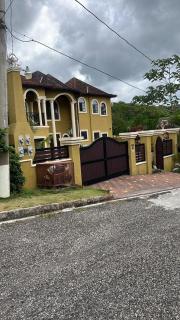 ToniqueluxeGuesthouse - 2