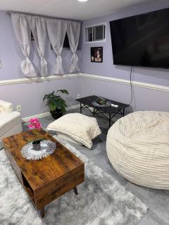 Beautiful 2 Bedroom Suite - 3