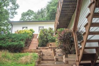 Lake Lanier Hideaway Waterfront with Game Room and Dock - 4