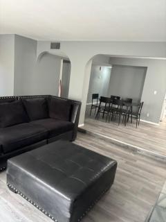 2 or 3 Bedroom Walk to Strip MGM Casino Shop Club - 8
