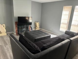 2 or 3 Bedroom Walk to Strip MGM Casino Shop Club - 9