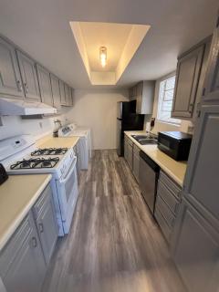 2 Or 3 Bedroom Walk To Strip Mgm Casino Shop Club - 7