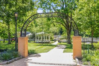 Creekside Fun Dog-friendly, Games & Fire Pit - 5