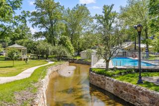 Creekside Fun Dog-friendly, Games & Fire Pit - 7