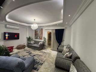 Shared Apartment with the landlord close to airport garden view for males only or married couple because of the Egyptian Culture - 9