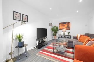 Spacious 5 Bedroom 3 Bath Serviced House in Croydon - 7