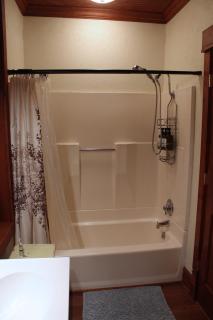 Downtown Lake Odessa's Apartment On 4th - Lake Odessa - 2