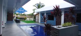 Villa Helene's Cozy Corner Retreat - 8