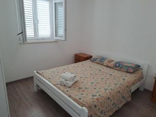 Nane Garden house with heat pool - 5