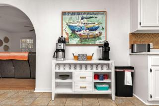 Holley House 4 Beds Foosball & Near the Beach - 8