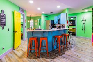 Rangers Outpost Pool Foosball only 5 min to Beach - 8