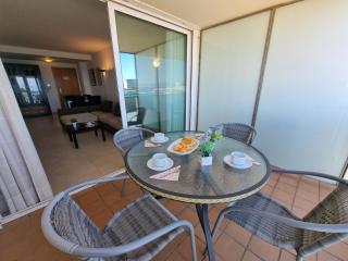 Apartamento en primera línea en L'Escala con aire acondicionado y parking - HISP-236-98 - 2