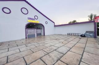 RedDoorz at Jalan Ahmad Yani Karawang - Karawang - 6