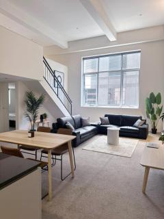 Luxury 3BR NY-Style in the Heart of Melbourne - 8