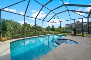 W453 - Tropical Retreat With Screened in Private Pool and Spa at Reunion - 9