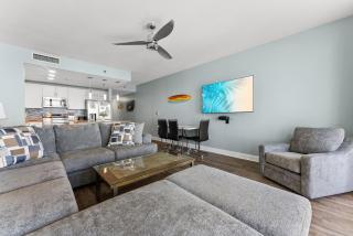 Laketown Wharf Remodeled Gulf View Retreat! 3BR Resort Condo with Huge Balcony - 6