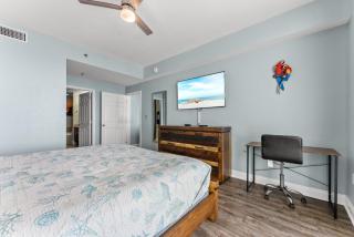 Laketown Wharf Remodeled Gulf View Retreat! 3BR Resort Condo with Huge Balcony - 2