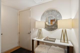 Main Street Modern at Old Town - 3