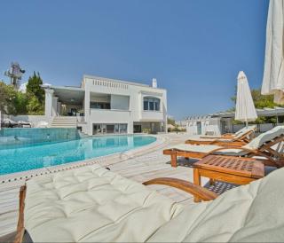 Luxury villa in Kosta - 2