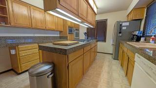 Goldfinch 3 home - 8