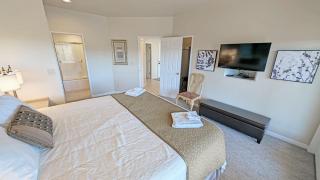 Mt Bachelor Village 328 A condo - 8