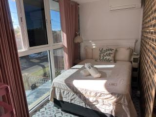 Mains Rd 超大4人带厨房卫浴办公 M1 - 7