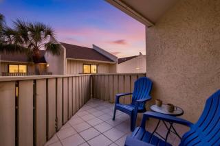 Bay Oaks C 2nd Floor - 9