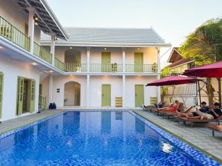 White Elephant Hostel - 7