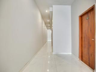 Hotel O Golden A - 8