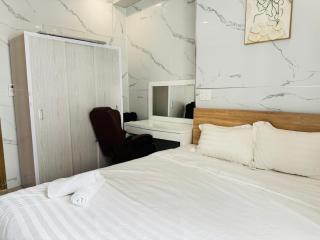 2 Bedroom Apt An Thuong, My Khe Beachfront Da Nang - 8