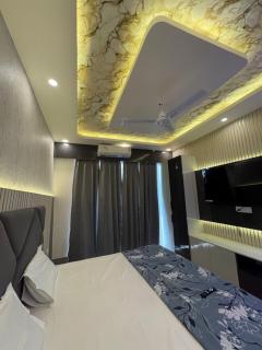 WanderNest Stay 2 - 0