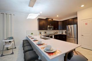 4213 - Lakeside Retreat - 8