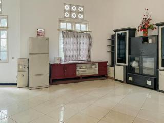 RedDoorz at LeDug Tretes - 5