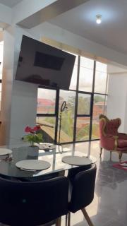 Private 4 Story retreat - 1