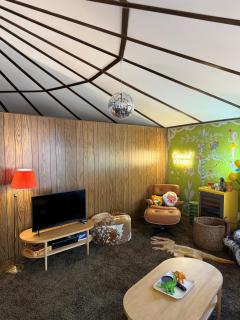 Carousel House home - 5