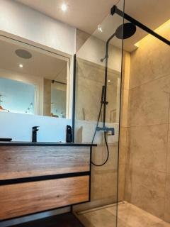 Exclusive Island Retreat - 6